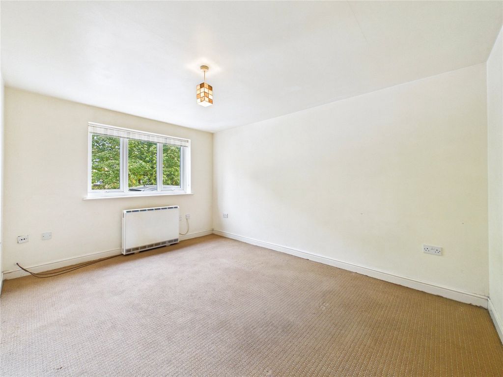 Property photo 3 of 12 Picture No. 20
