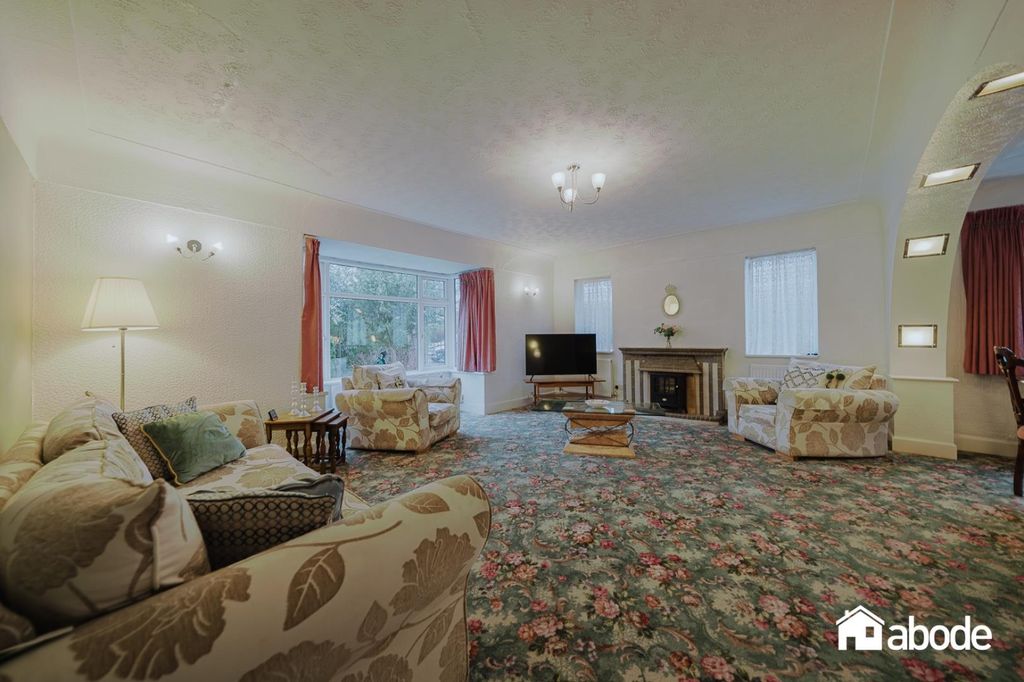 Property photo 3 of 32 Dsc02240-Hdr.Jpg