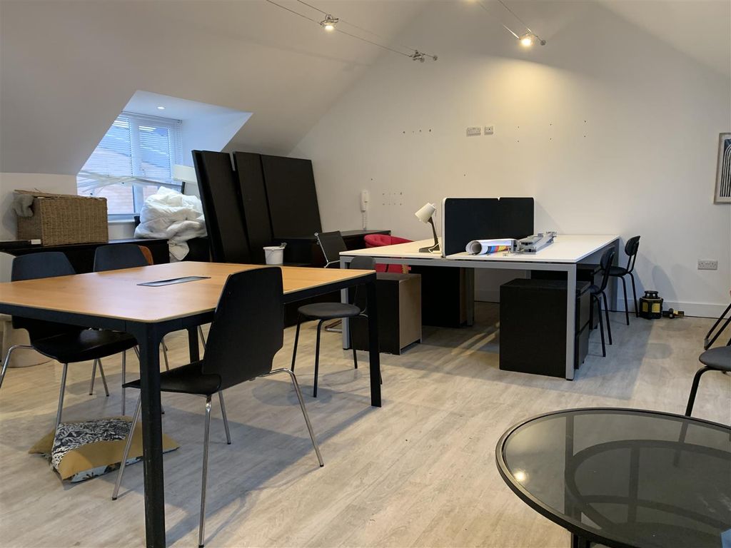 Property photo 3 of 8 Image00011.Jpeg