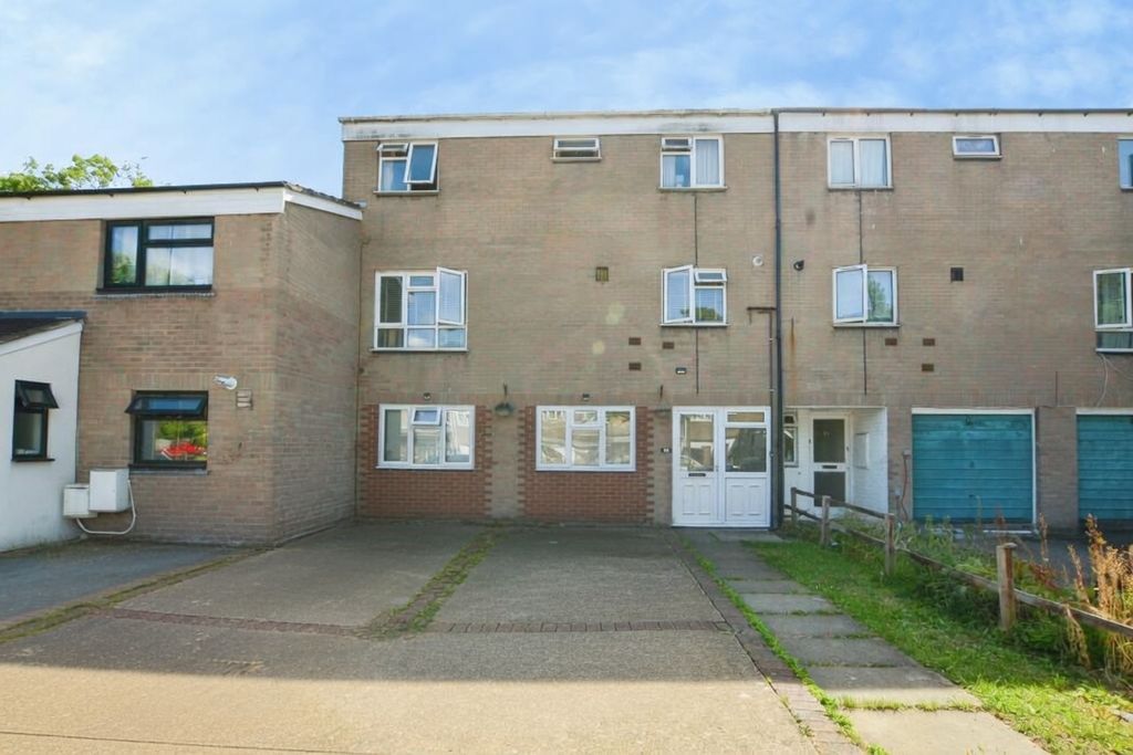 Property photo 1 of 23