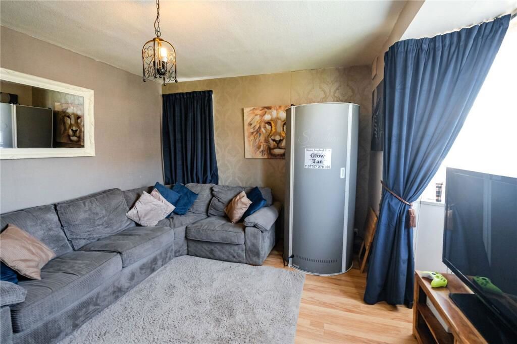 Property photo 3 of 22