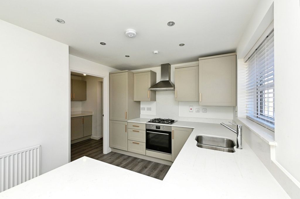 Property photo 2 of 17 Pbox-Img.Jpg