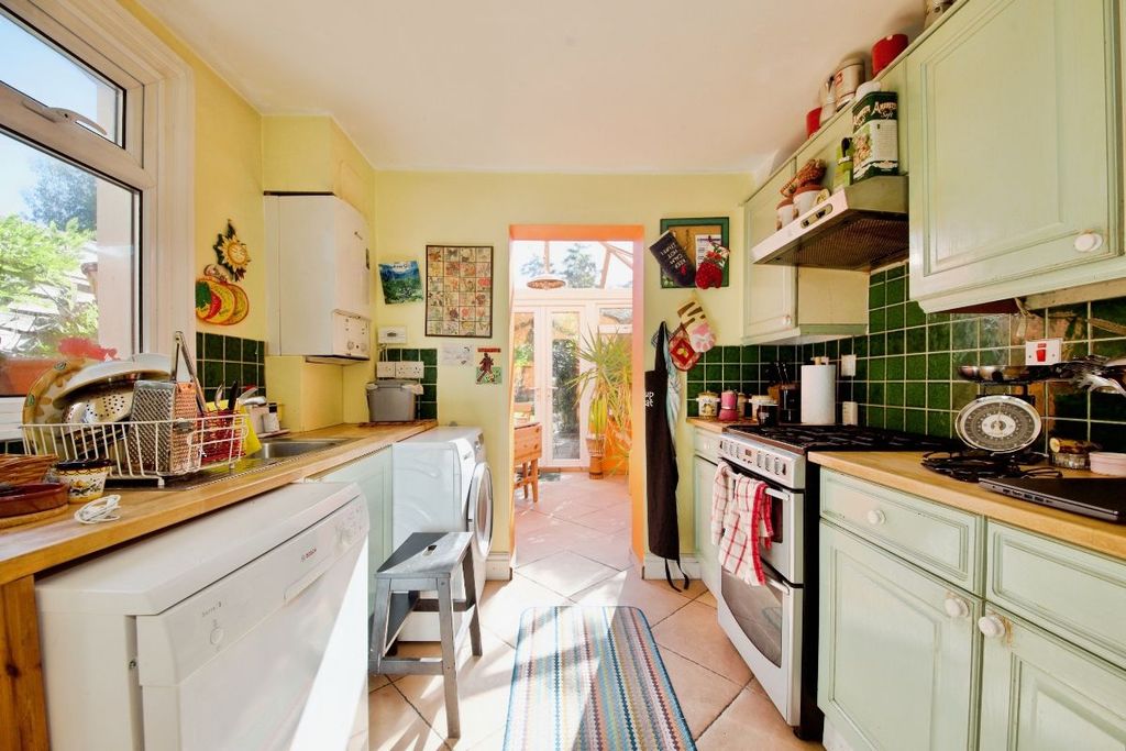 Property photo 3 of 26