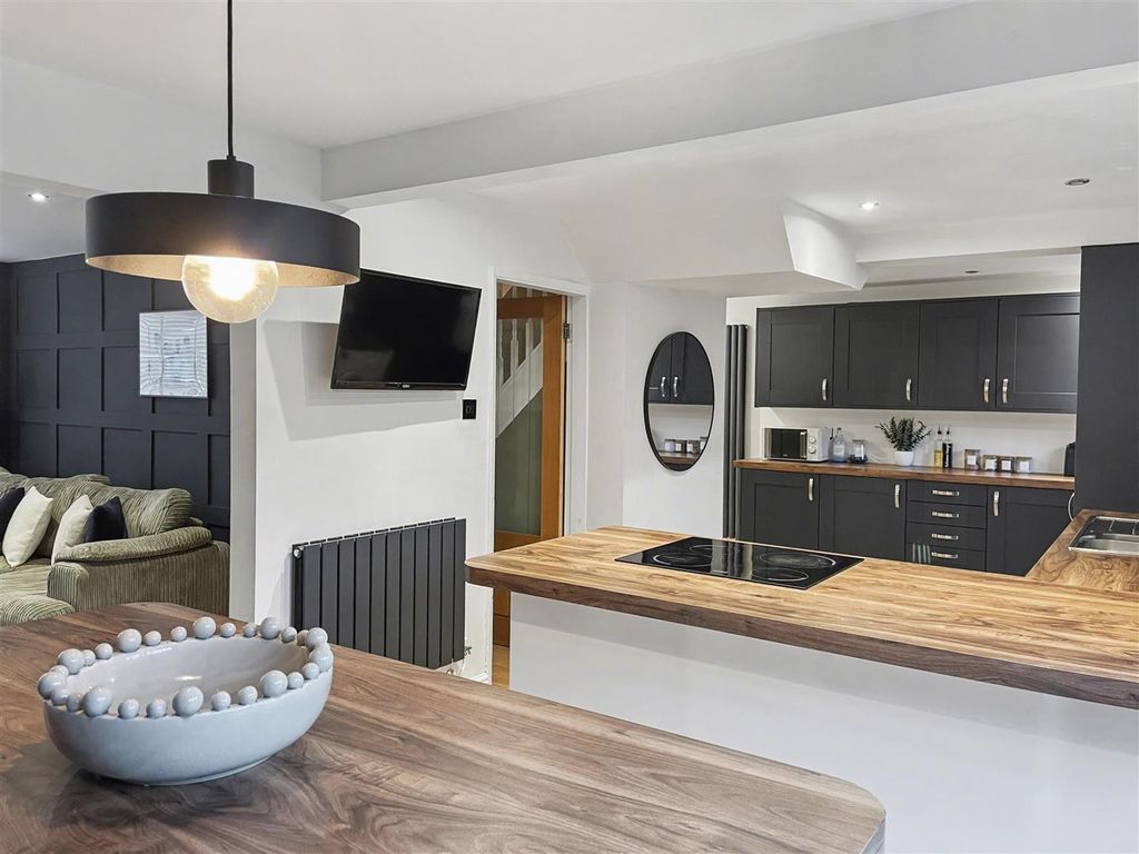 Property photo 2 of 24 Img_2102 (1).Jpg