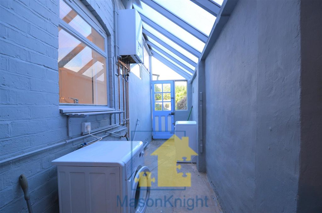 Property photo 3 of 11 Outerhouse.Jps.Jpg