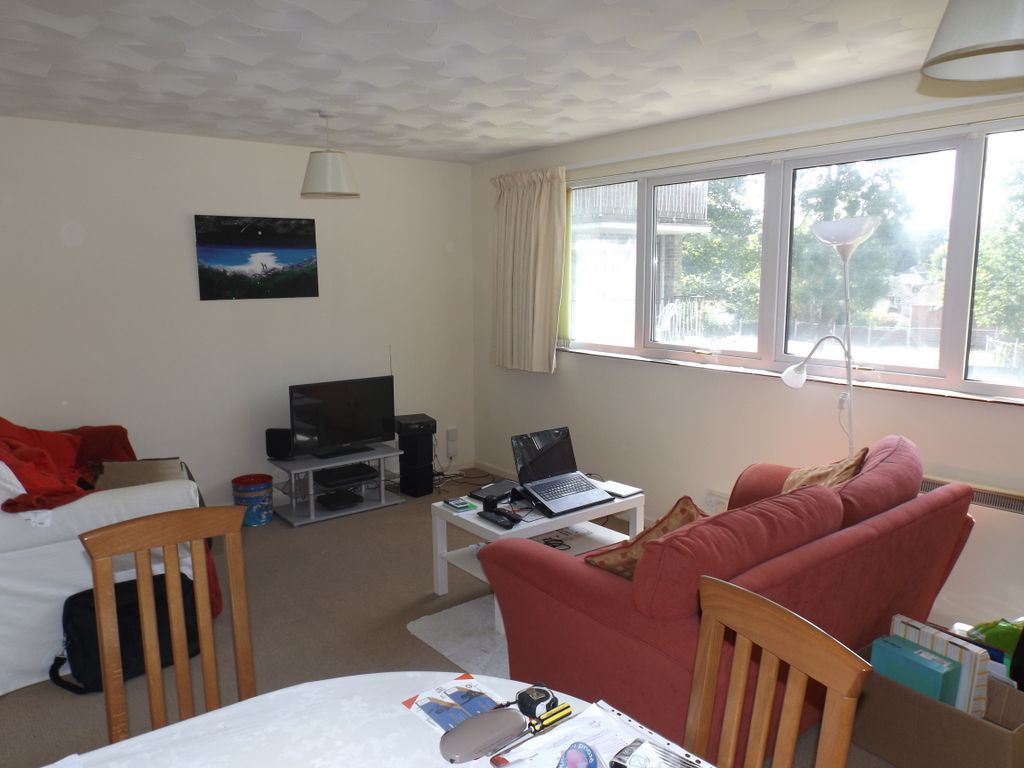 Property photo 2 of 8