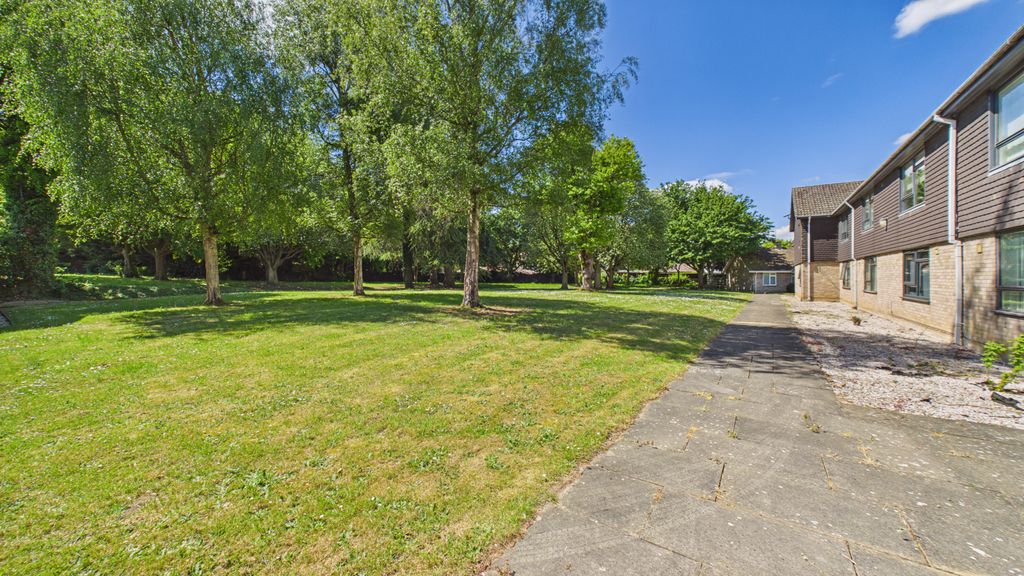 Property photo 3 of 7