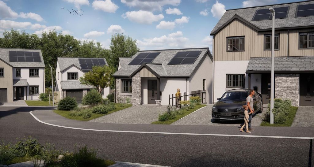 Property photo 3 of 8 Street Scene