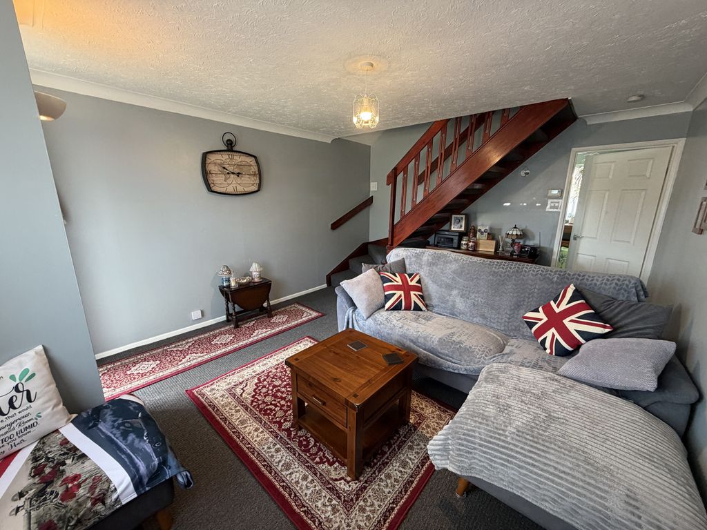 Property photo 2 of 14 Image00021