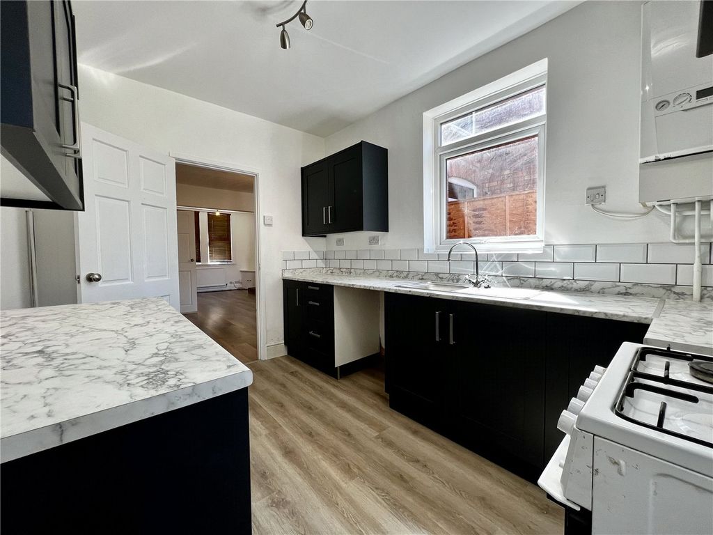 Property photo 1 of 12 Picture No. 03