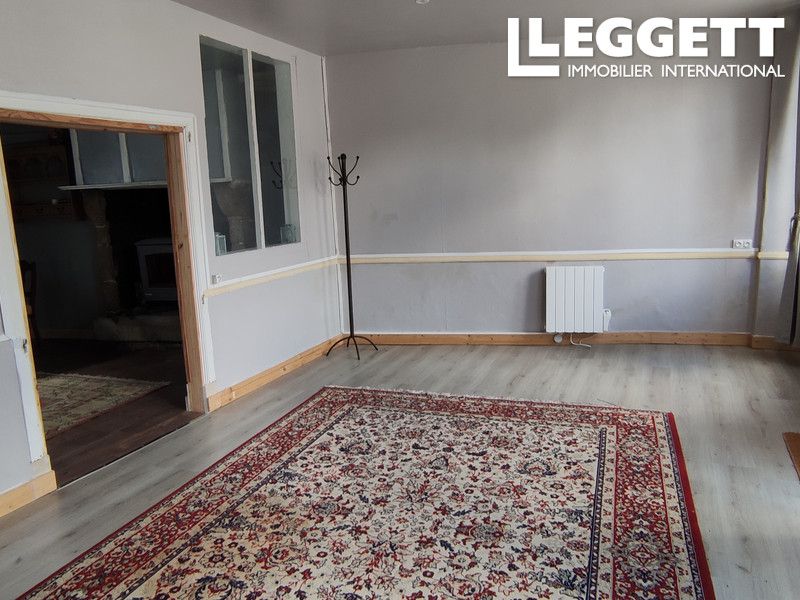 Property photo 3 of 10