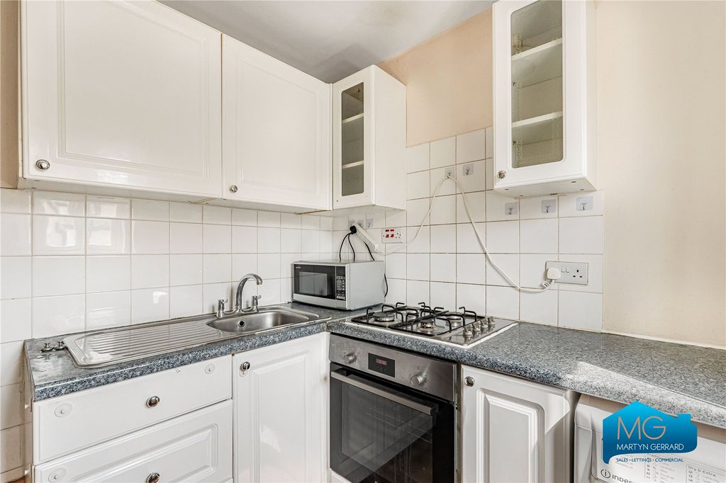 Property photo 3 of 11 Picture No. 01