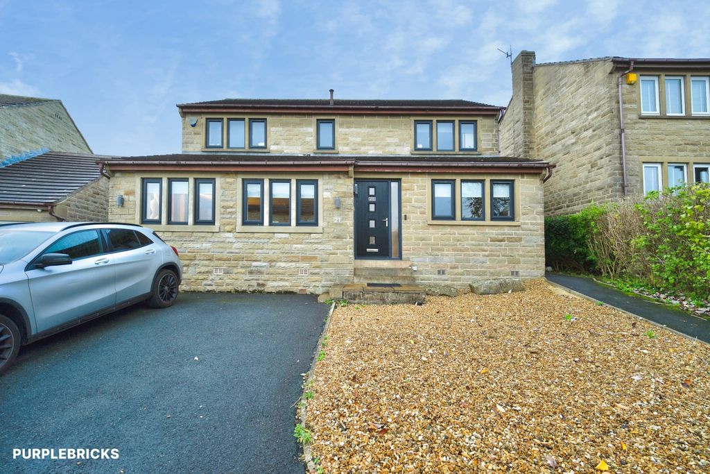 Property photo 2 of 47