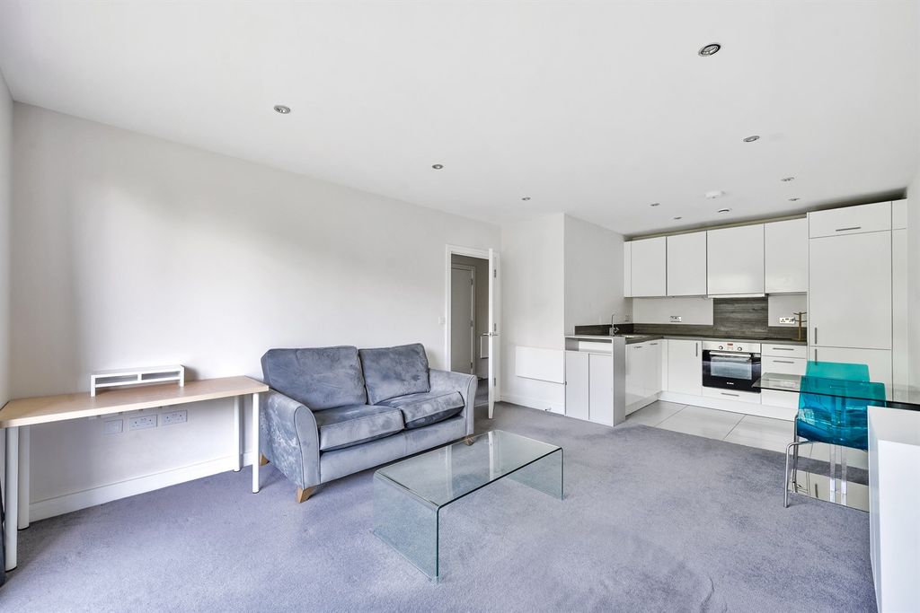 Property photo 3 of 9 Living Room