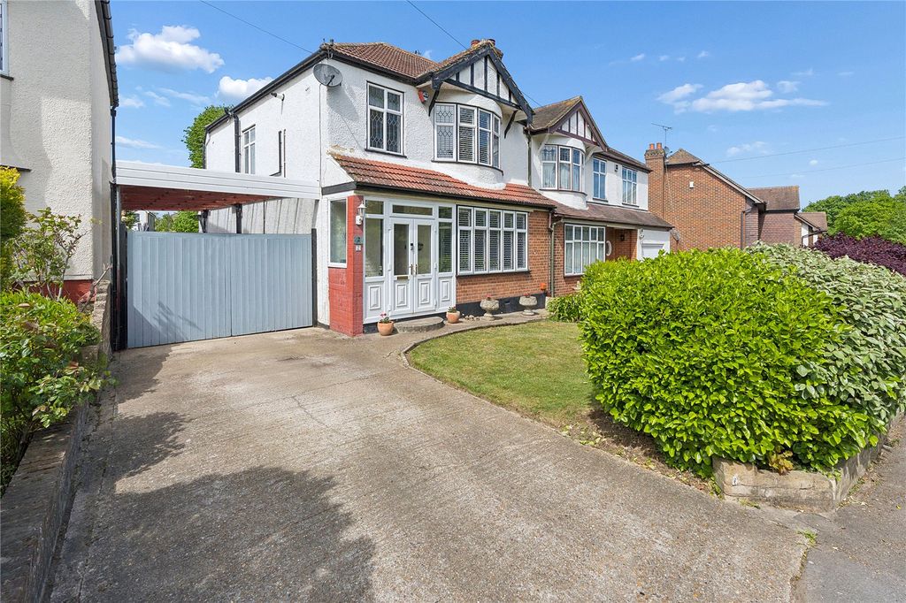 Property photo 1 of 18 Front