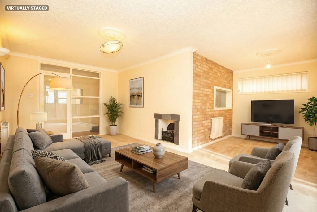 Property photo 3 of 22 Virtual Staging-3