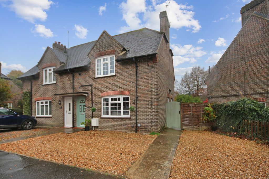 Property photo 1 of 21