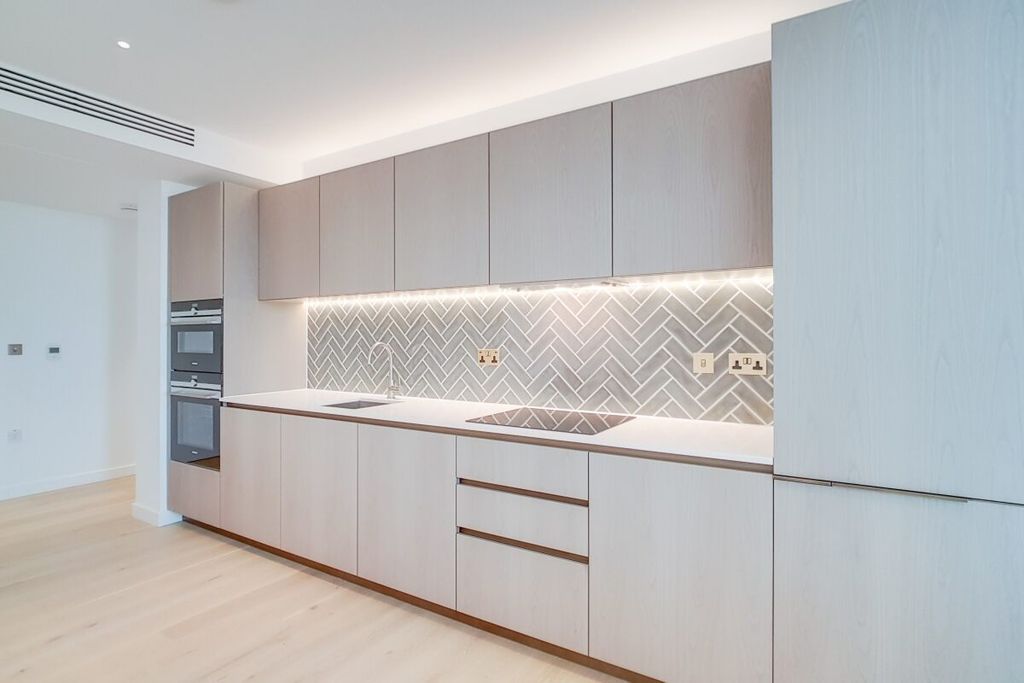 Property photo 2 of 13 3_Kitchen_Recepti...