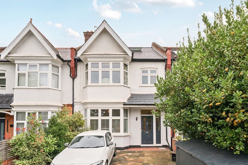 Property photo 3 of 16 Picture No. 02