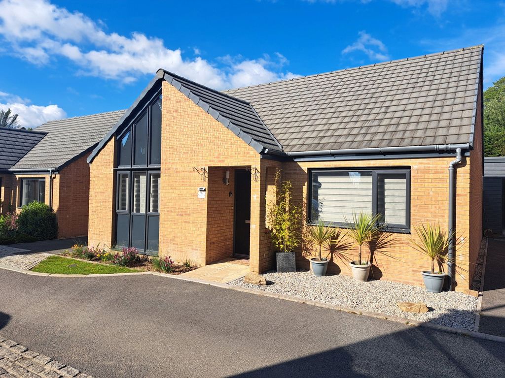 Property photo 1 of 19 1 - Picture No. 32