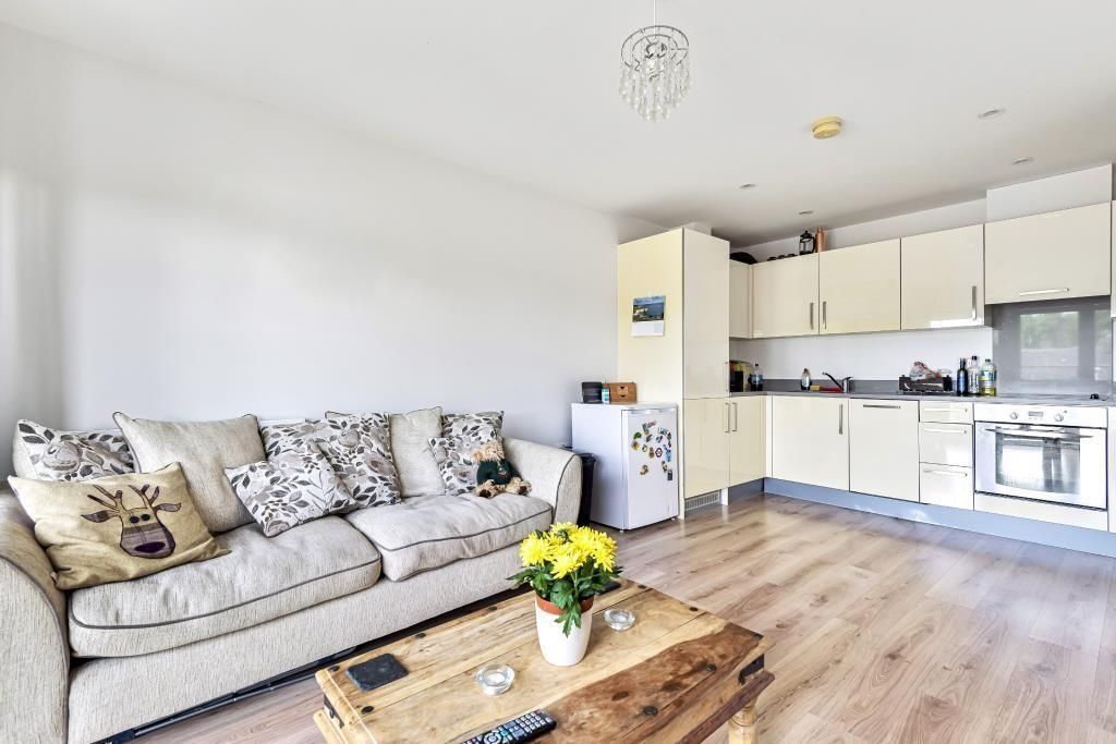 Property photo 3 of 13 14 Parkwood Court - L1.Jpg