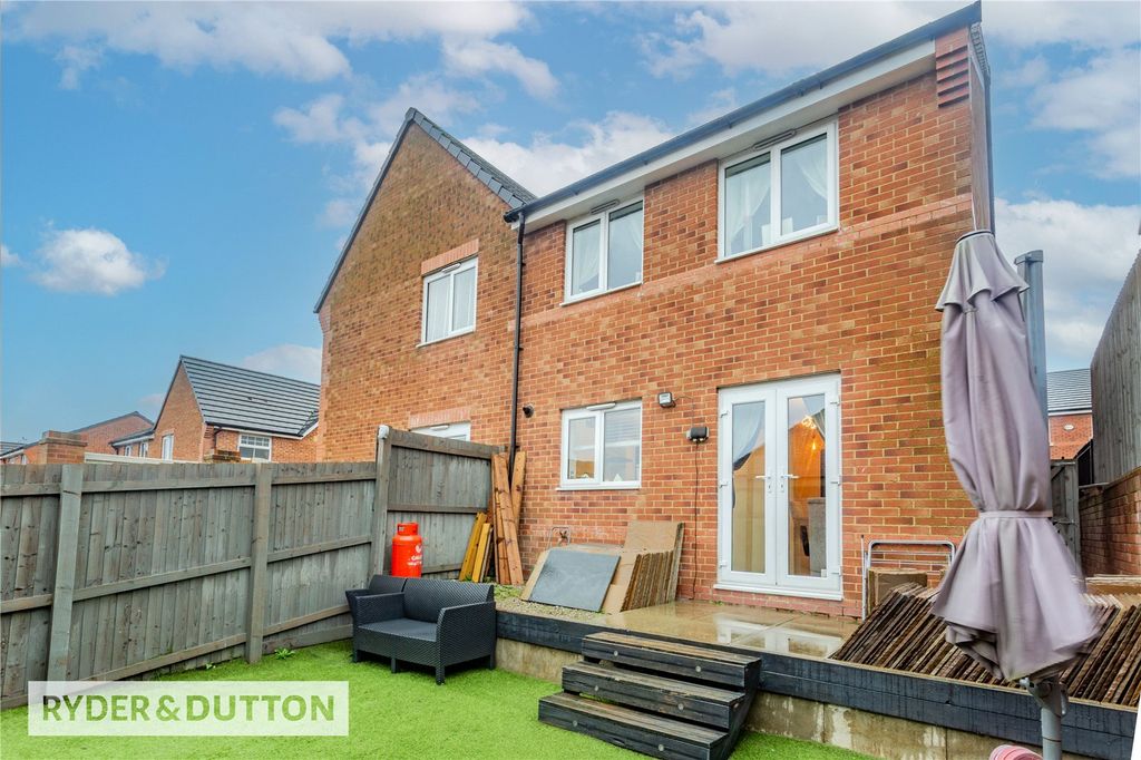 Property photo 1 of 18 Garden