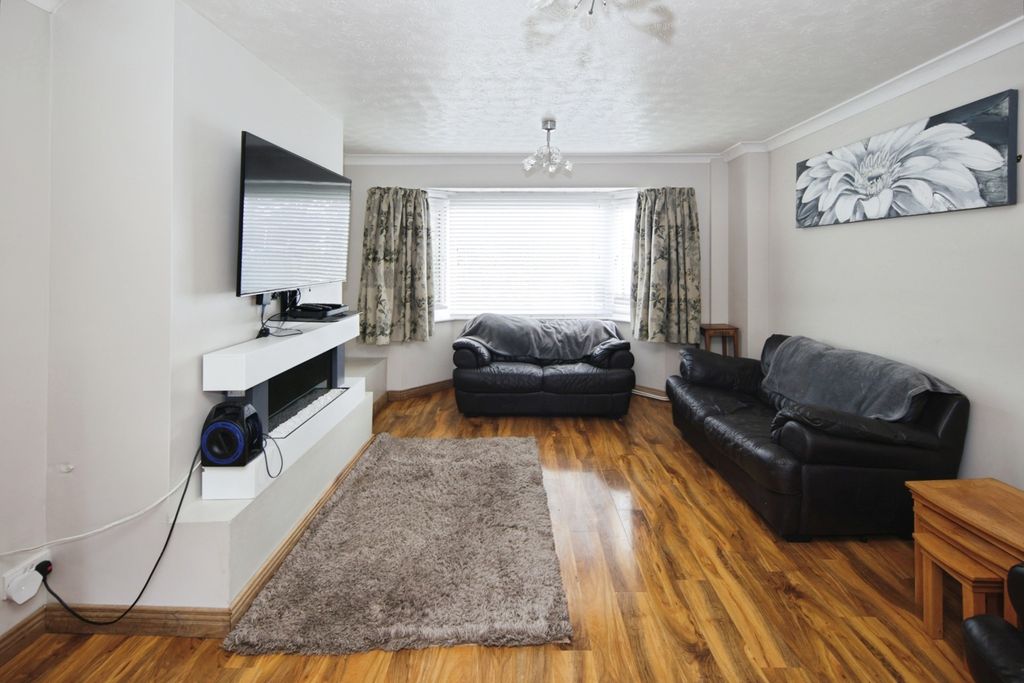 Property photo 2 of 18 Pbox-Img.Jpg