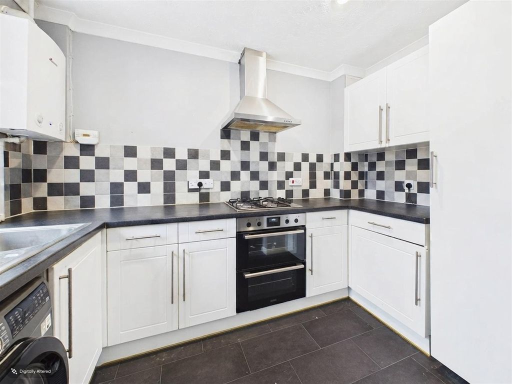 Property photo 3 of 10 Cam05510G0-Pr0280-Still002-001.Jpg