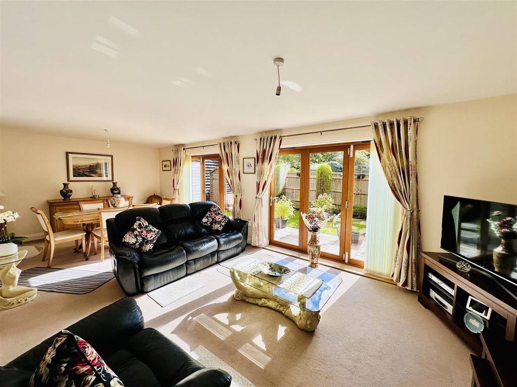 Property photo 3 of 14 Img_4823.Jpg