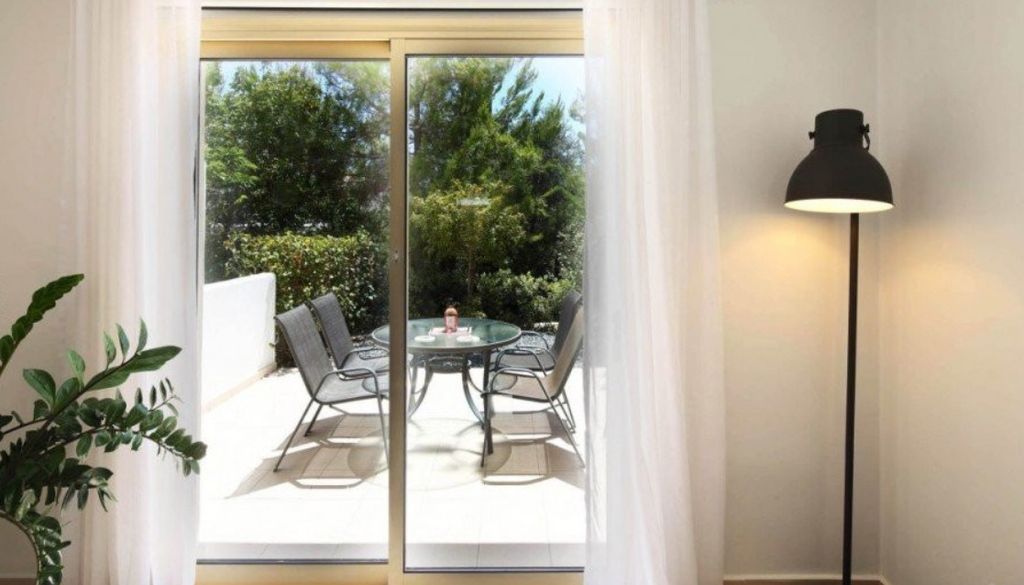 Property photo 1 of 5