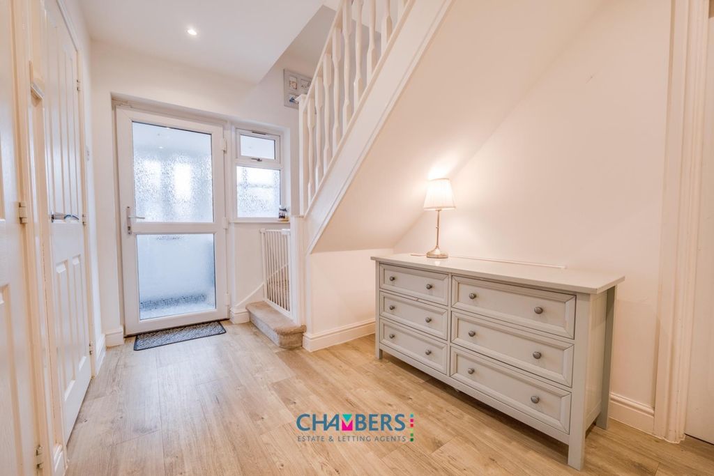 Property photo 2 of 48 Entrance Hallway