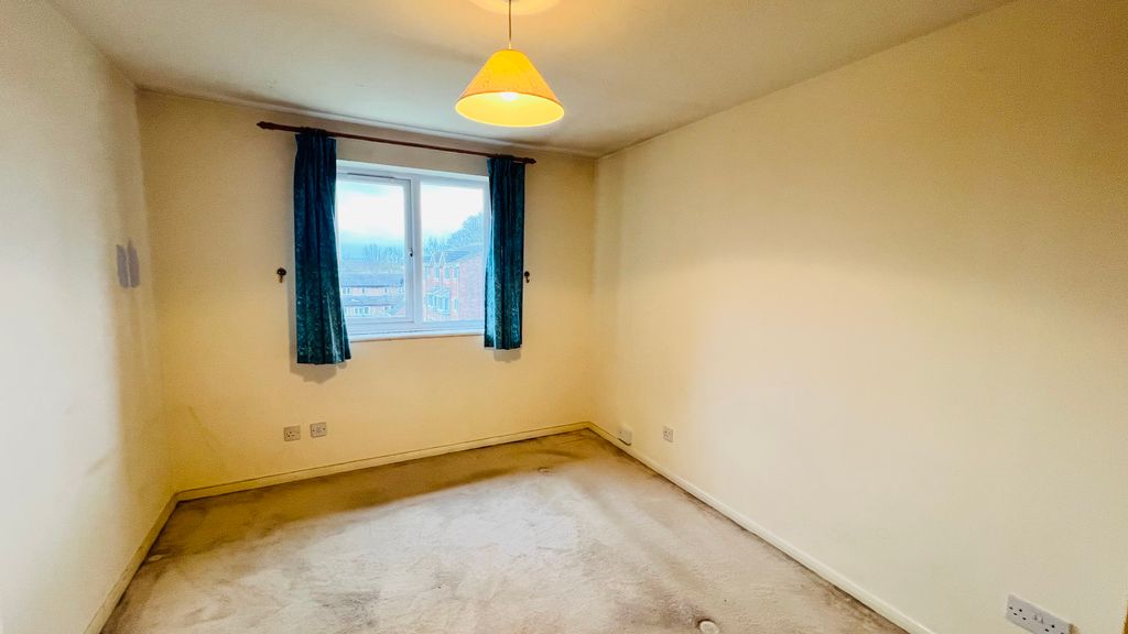 Property photo 2 of 9 Bedroom 1