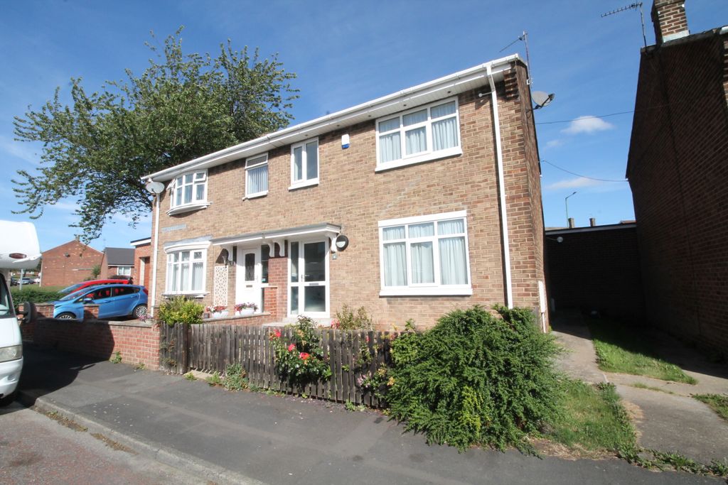 Property photo 1 of 13 Front External