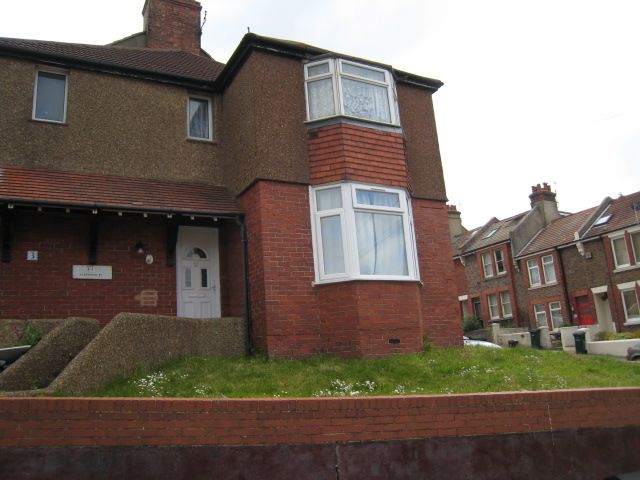 Property photo 1 of 9