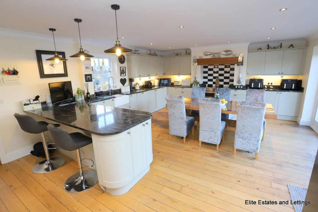 Property photo 2 of 36 02-Img_1532