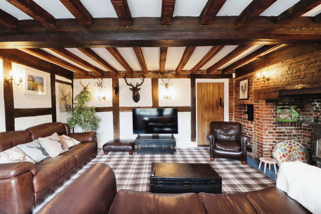 Property photo 3 of 30 Drawing Room