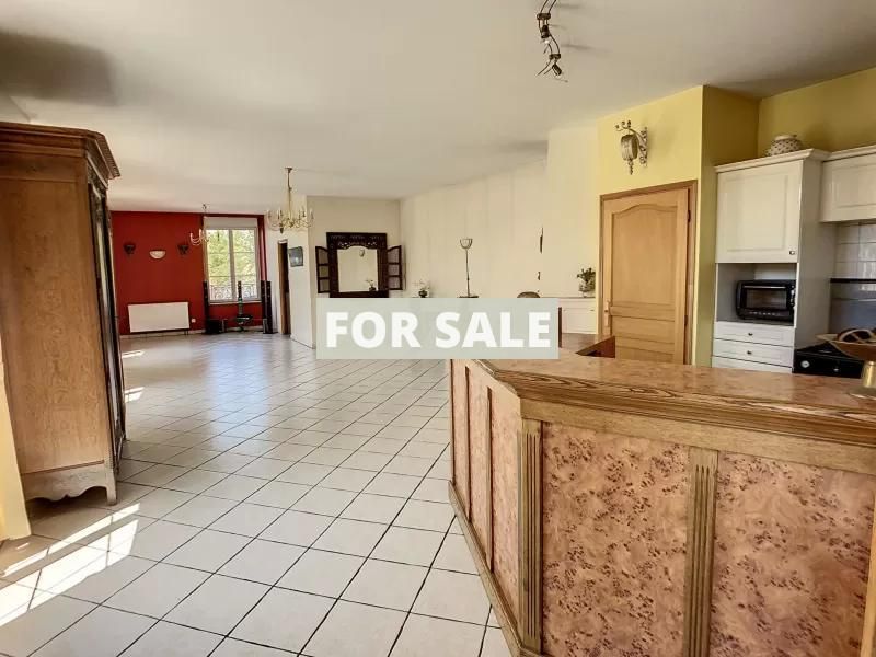 Property photo 3 of 10