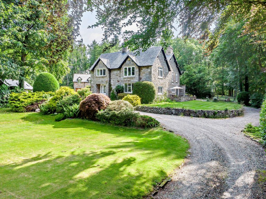 Property photo 1 of 27 Picture No. 62