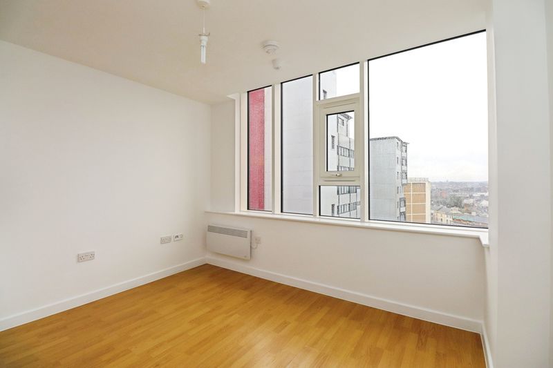 Property photo 3 of 6 Photo 2