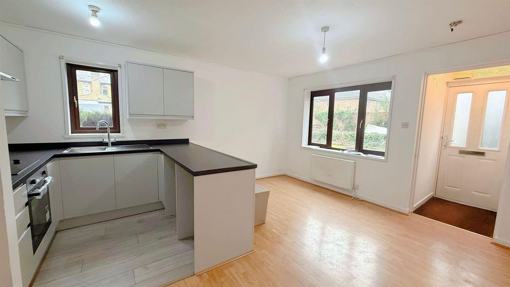 Property photo 3 of 5 Img-20260206-Wa0002.Jpg