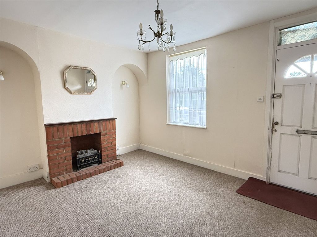 Property photo 2 of 16 Picture No. 05