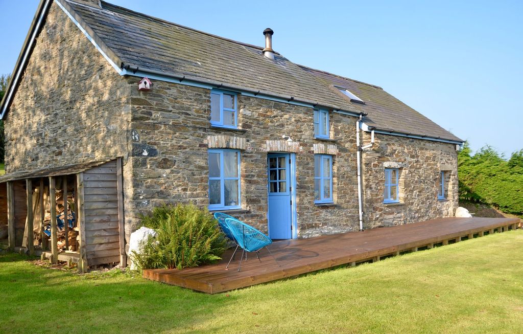 Property photo 1 of 44