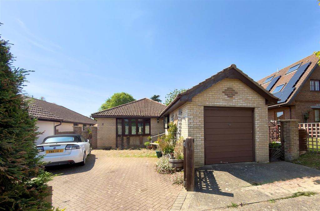 Property photo 1 of 19 Front.Jpg