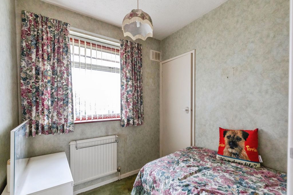 Additional image 15 of 3 bed semi-detached house for saleEastleigh Road, Kettering NN15