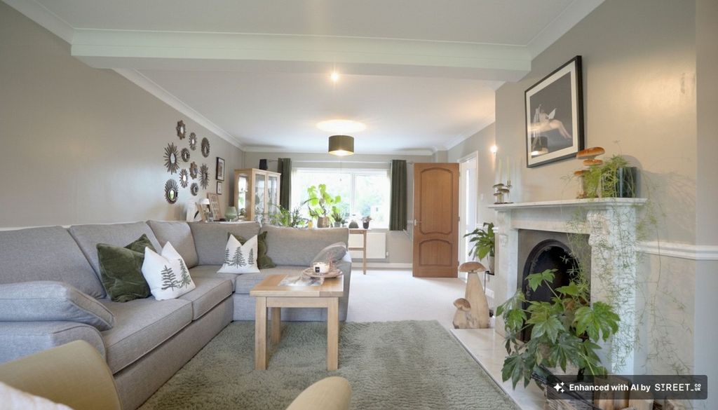 Property photo 3 of 20