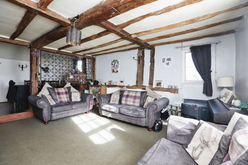 Property photo 3 of 17