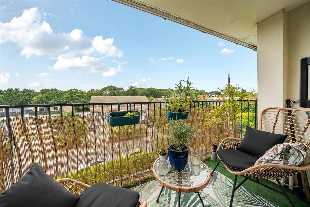 Property photo 2 of 15 Balcony.Jpg