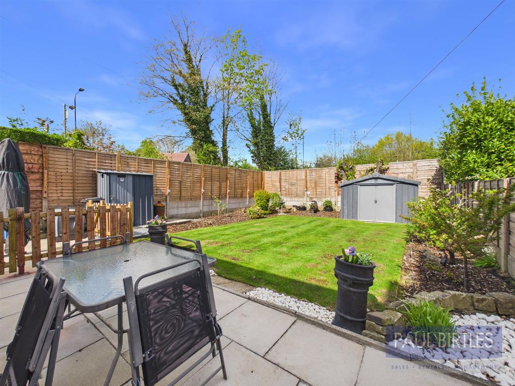 Property photo 2 of 25 Cam01301G0-Pr0755-Still038.Jpg