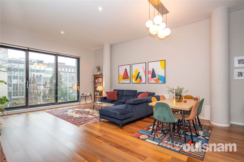 Property photo 1 of 33 Picture No. 28