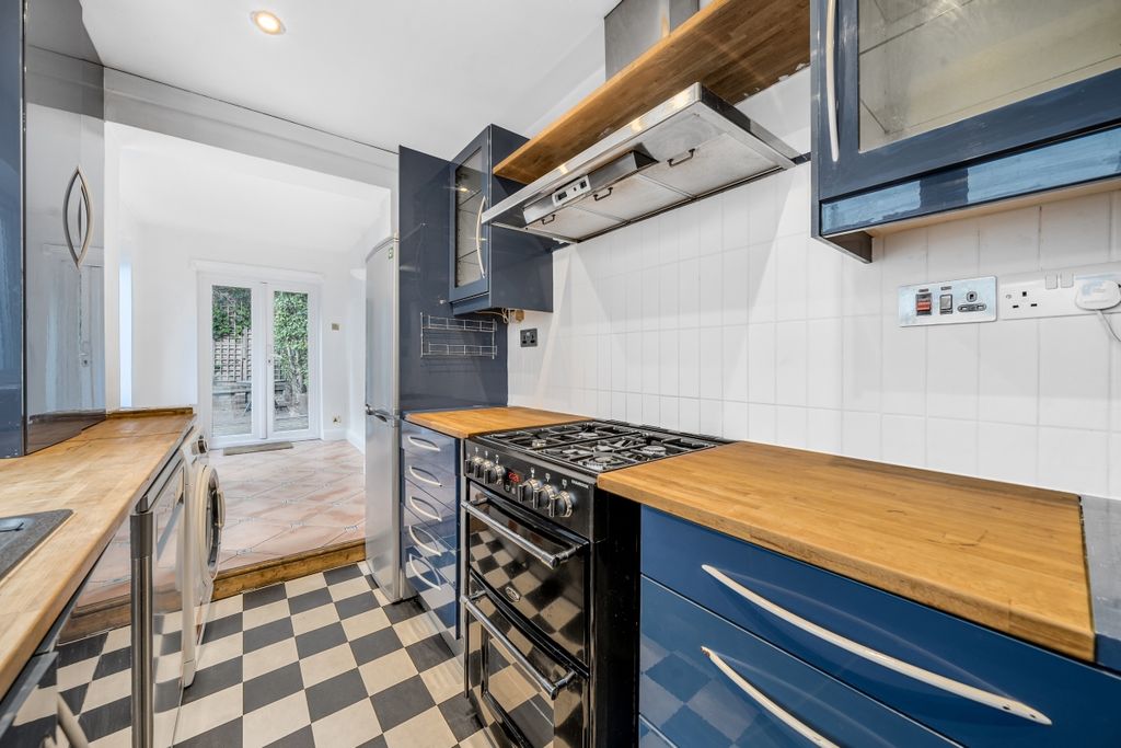 Property photo 3 of 17 1363959-9-68E699c...